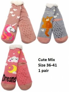 PARTIJ WARME HUISSOKKEN MAAT 36-41 MIXED DESIGNS MET ANTISLIP 